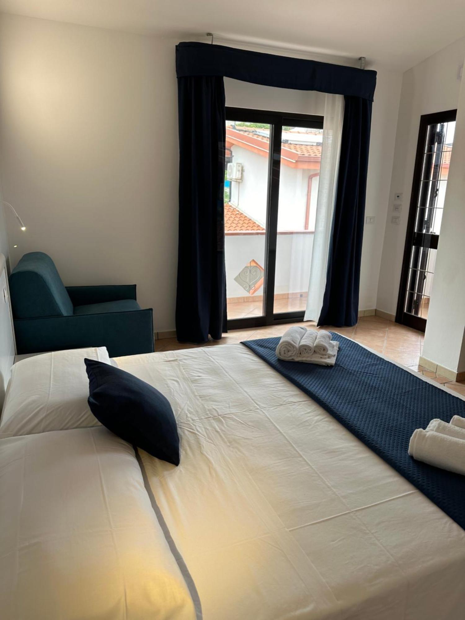 Residence Hotel La Taverna Capo Vaticano Ngoại thất bức ảnh