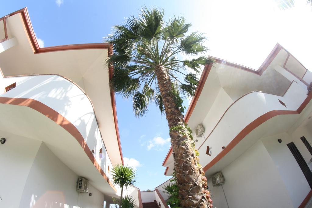 Residence Hotel La Taverna Capo Vaticano Ngoại thất bức ảnh